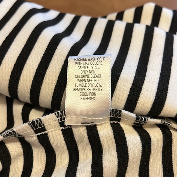 Elle Black and White Stripe Short Suit Jacket Women’s M - Picture 9 of 9